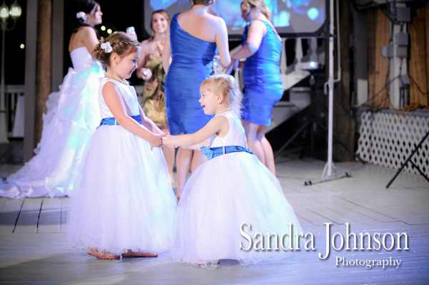 Best Paradise Cove at Buena Vista Watersports in Orlando, Florida wedding photographer - Sandra Johnson (SJFoto.com)